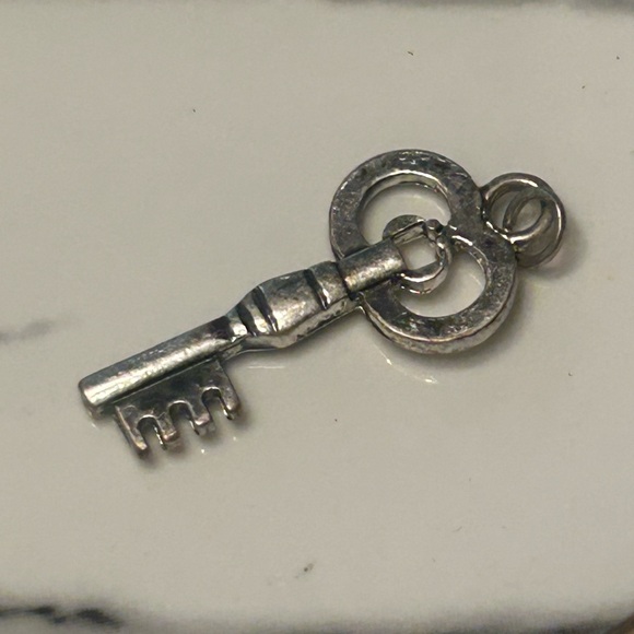 Small Silver Key Charm - Picture 5 of 6